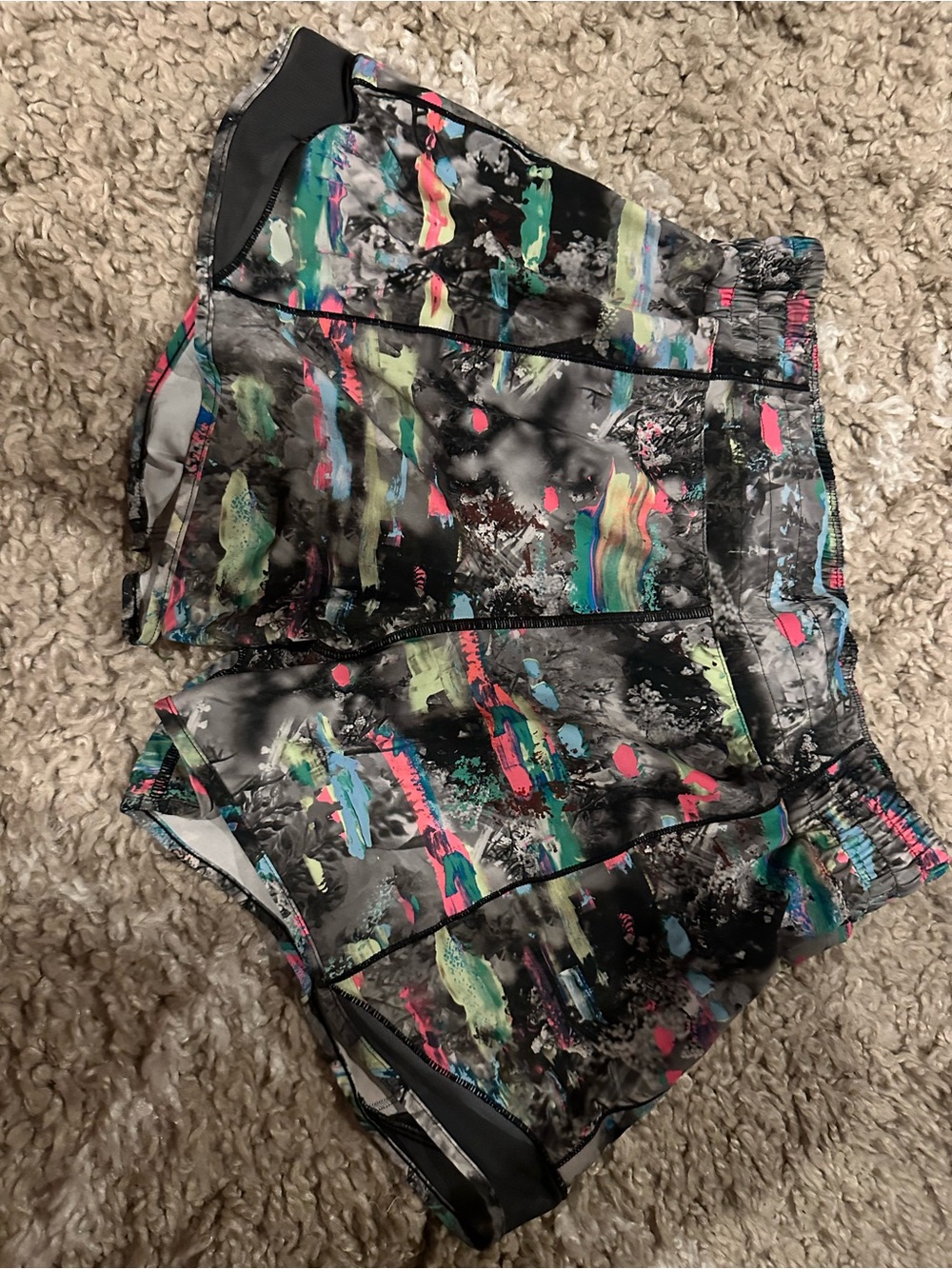 LULULEMON neon hottie hot style shorts